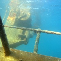 Das-Deck-liegt-ganz-knapp-unter-der-Wasseroberfläche-September-2002