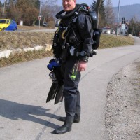 Alex-posiert-mit-seinem-niegelnagelneuen-Rebreather-März-2006