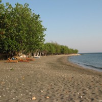 Am Strand des Pondok Sari Resorts, September 2007